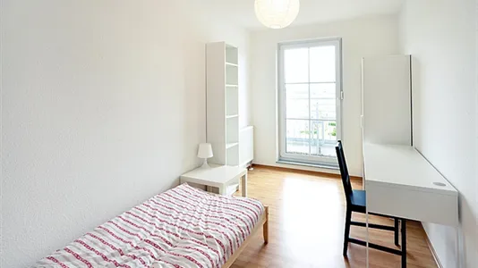 Rooms in Frankfurt Kalbach/Riedberg - photo 1