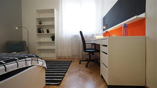Rooms in Turin - photo 1
