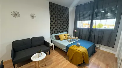 Room for rent in Arroyomolinos, Comunidad de Madrid