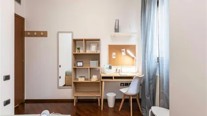 Room for rent in Milano Zona 5 - Vigentino, Chiaravalle, Gratosoglio, Milan