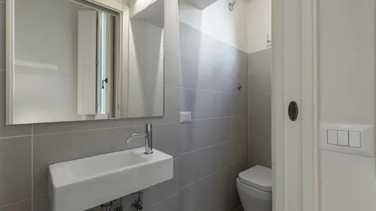 Rooms in Florence - photo 3