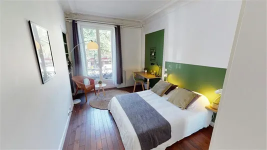 Rooms in Paris 8ème arrondissement - photo 2