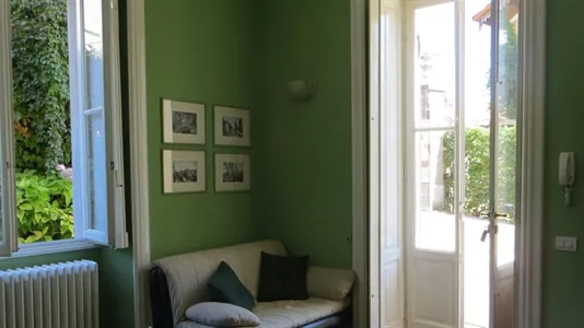 Apartments in Erba - photo 1