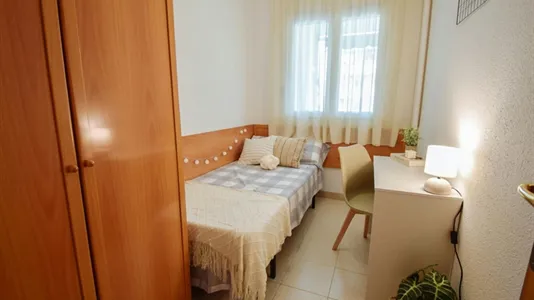 Rooms in Lleida - photo 3