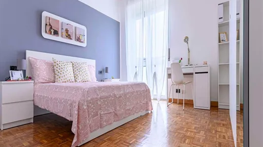 Rooms in Milano Zona 9 - Porta Garibaldi, Niguarda - photo 1