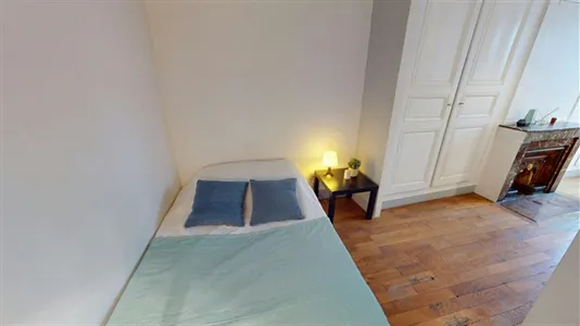 Rooms in Lyon - photo 1