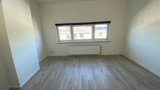 Rooms in Location is not specified - photo 1
