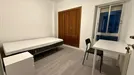 Room for rent, Madrid Fuencarral-El Pardo, Madrid, &lt;span class=&quot;blurred street&quot; onclick=&quot;ProcessAdRequest(14257339)&quot;&gt;&lt;span class=&quot;hint&quot;&gt;See streetname&lt;/span&gt;[xxxxxxxxxxxxx]&lt;/span&gt;