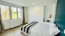 Room for rent, Saint-Germain-en-Laye, Île-de-France, &lt;span class=&quot;blurred street&quot; onclick=&quot;ProcessAdRequest(8348337)&quot;&gt;&lt;span class=&quot;hint&quot;&gt;See streetname&lt;/span&gt;[xxxxxxxxxxxxx]&lt;/span&gt;