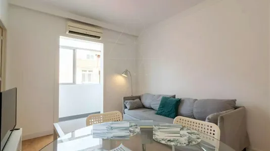 Apartments in L'Hospitalet de Llobregat - photo 2