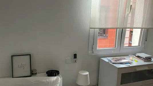 Rooms in Madrid Chamberí - photo 1