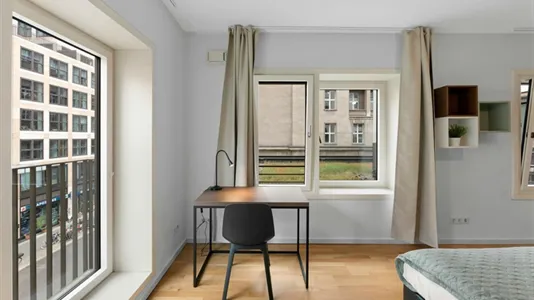 Rooms in Berlin Mitte - photo 2