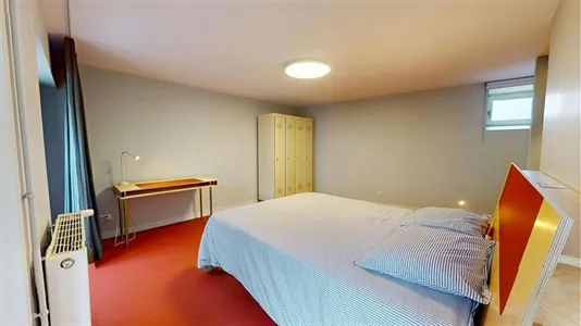 Rooms in Saint-Étienne - photo 3