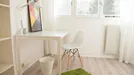 Room for rent, Paris 15ème arrondissement, Paris, &lt;span class=&quot;blurred street&quot; onclick=&quot;ProcessAdRequest(9334430)&quot;&gt;&lt;span class=&quot;hint&quot;&gt;See streetname&lt;/span&gt;[xxxxxxxxxxxxx]&lt;/span&gt;