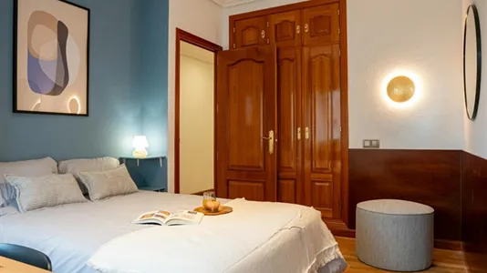 Rooms in Madrid Chamartín - photo 2