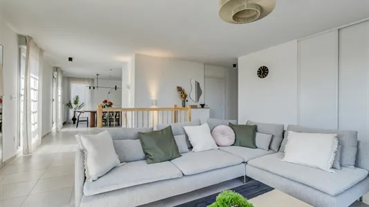 Apartments in Toulouse - photo 3