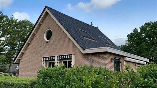 Houses in Geldrop-Mierlo - photo 1