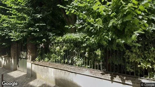 Apartments for rent in Versailles - Photo from Google Street View