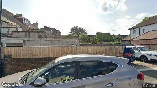 Rooms for rent in Feltham - Middlesex - Photo from Google Street View