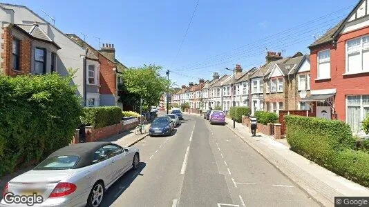 Rooms for rent in London NW2 - Photo from Google Street View