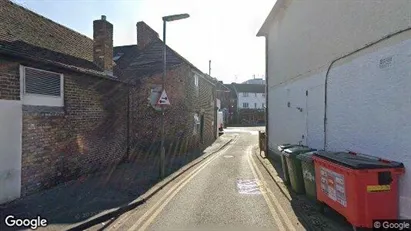 Apartments for rent in Walton-on-Thames - Surrey - Photo from Google Street View