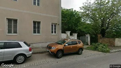 Apartments for rent in Burgschleinitz-Kühnring - Photo from Google Street View Apartments for rent in Burgschleinitz-Kühnring - Photo from Google Street View