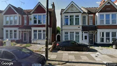 Apartments for rent in Southend-on-Sea - Essex - Photo from Google Street View