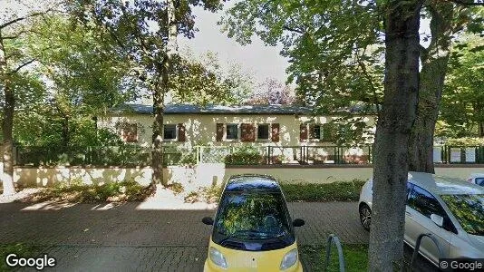 Apartments for rent in Frankfurt - Photo from Google Street View