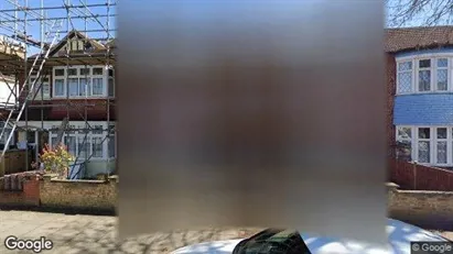 Apartments for rent in Mitcham - Surrey - Photo from Google Street View