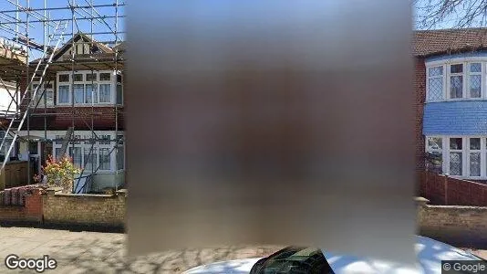 Apartments for rent in Mitcham - Surrey - Photo from Google Street View