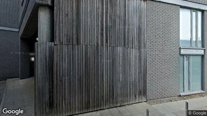 Apartments for rent in London E14 - Photo from Google Street View