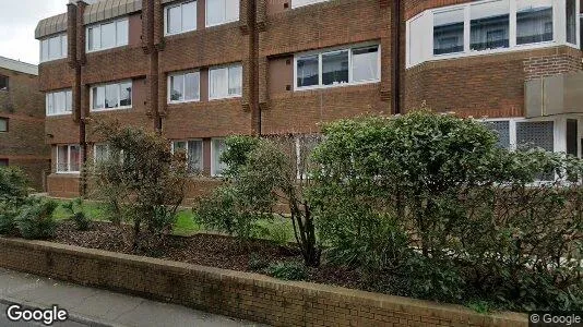 Apartments for rent in East Grinstead - West Sussex - Photo from Google Street View