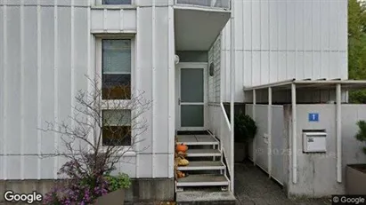 Apartments for rent in Zürich Distrikt 8 - Photo from Google Street View