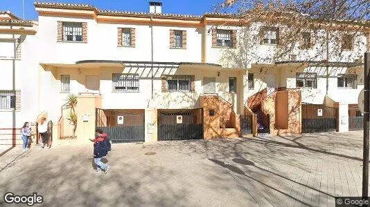 Apartments for rent in Granada - Photo from Google Street View
