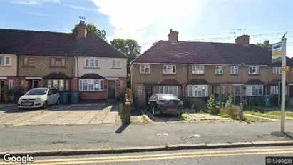 Apartments for rent in Watford - Hertfordshire - Photo from Google Street View