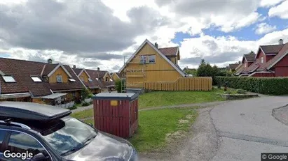 Apartments for rent in Oslo Grorud - Photo from Google Street View Apartments for rent in Oslo Grorud - Photo from Google Street View