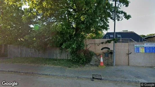 Apartments for rent in Gerrards Cross - Buckinghamshire - Photo from Google Street View