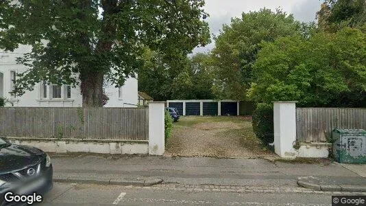 Apartments for rent in Reading - Berkshire - Photo from Google Street View