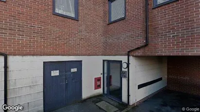 Apartments for rent in East Grinstead - West Sussex - Photo from Google Street View