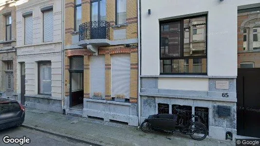 Apartments for rent in Antwerp Berchem - Photo from Google Street View