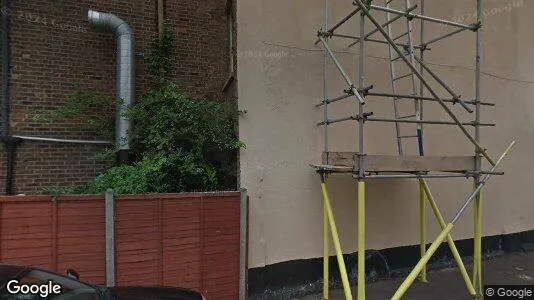 Apartments for rent in Redhill - Surrey - Photo from Google Street View