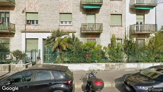 Rooms for rent in Milano Zona 2 - Stazione Centrale, Gorla, Turro, Greco, Crescenzago - Photo from Google Street View