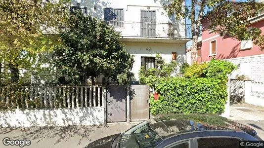 Apartments for rent in Milano Zona 2 - Stazione Centrale, Gorla, Turro, Greco, Crescenzago - Photo from Google Street View