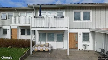 Apartments for rent in Orust - Photo from Google Street View