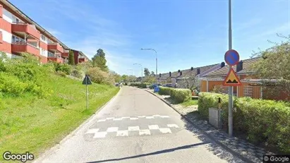 Apartments for rent in Stockholm West - Photo from Google Street View