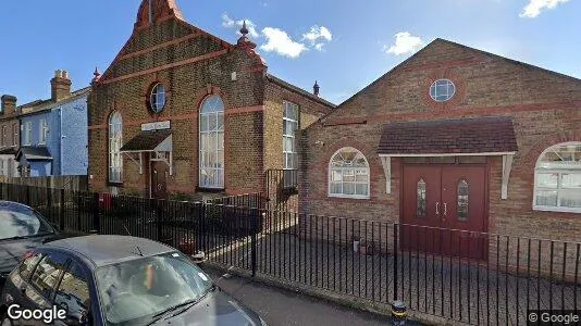 Apartments for rent in Hounslow - Middlesex - Photo from Google Street View