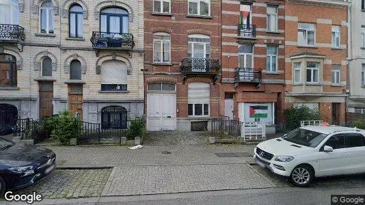 Apartments for rent in Brussels Etterbeek - Photo from Google Street View