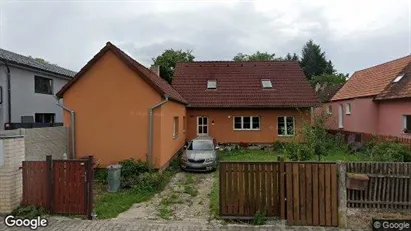 Apartments for rent in Praha-západ - Photo from Google Street View