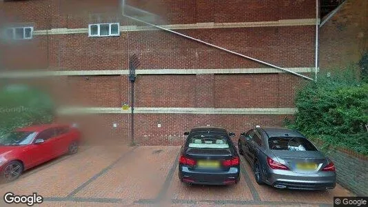 Apartments for rent in Reading - Berkshire - Photo from Google Street View