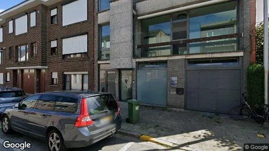 Apartments for rent in Niel - Photo from Google Street View